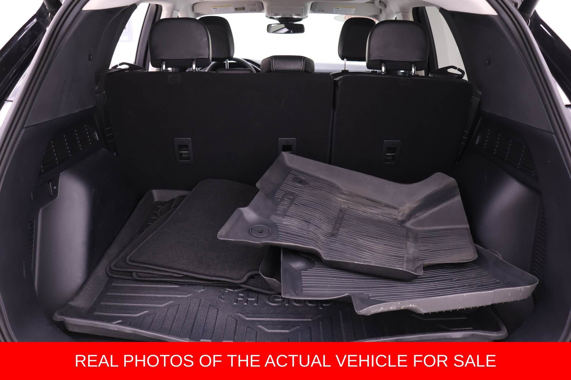 Used 2022 Ford Escape Titanium image 15