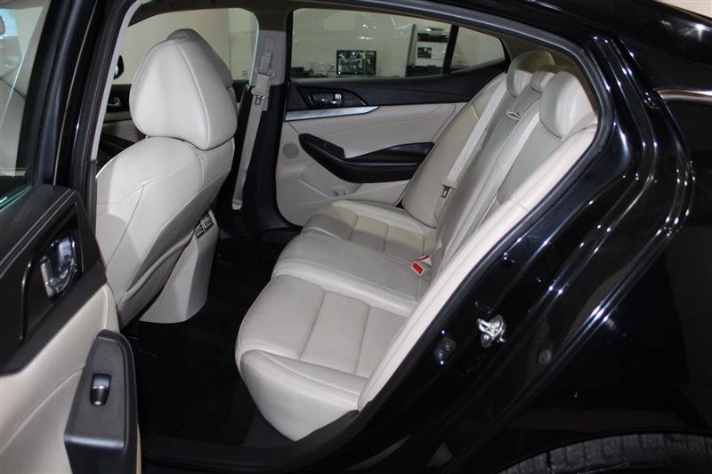 Used 2016 Nissan Maxima 3.5 SV FWD image 25
