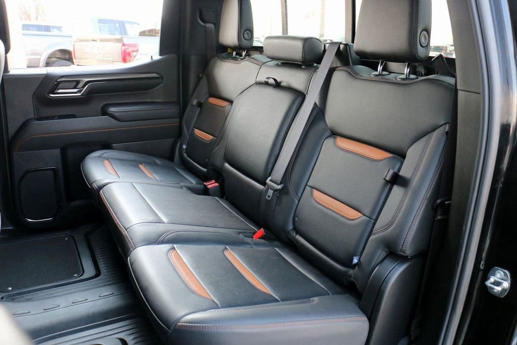 Used 2023 GMC Sierra 1500 AT4 w/ Technology Package image 26