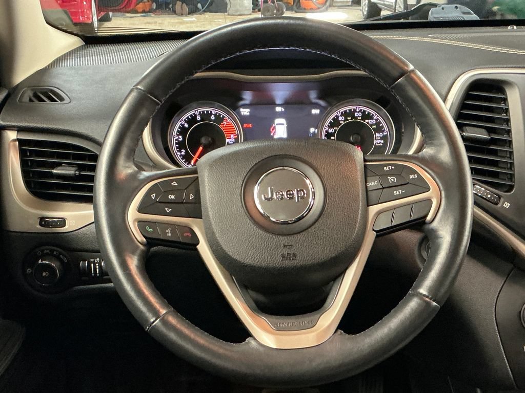 Used 2016 Jeep Cherokee High Altitude AWD/4WD image 20