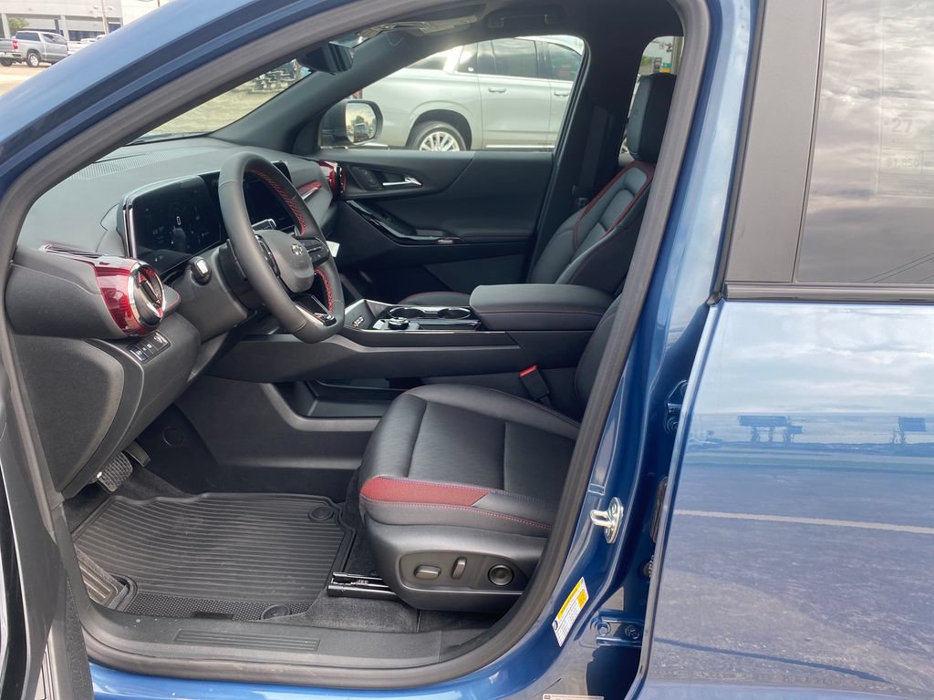 New 2026 Chevrolet Equinox RS w/ Convenience Package III FWD image 10