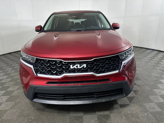 Used 2023 Kia Sorento LX image 8
