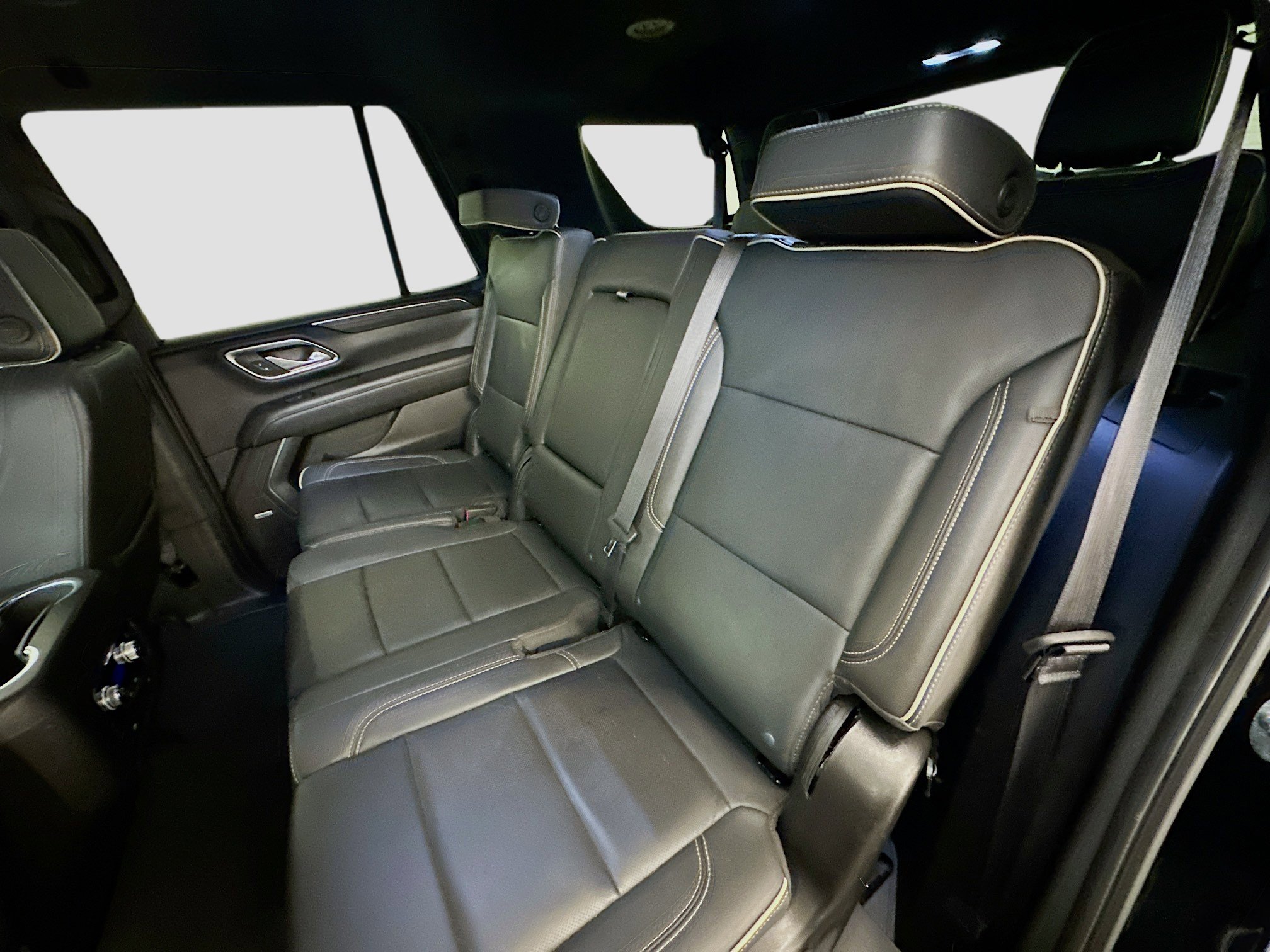 Used 2024 GMC Yukon SLT image 29