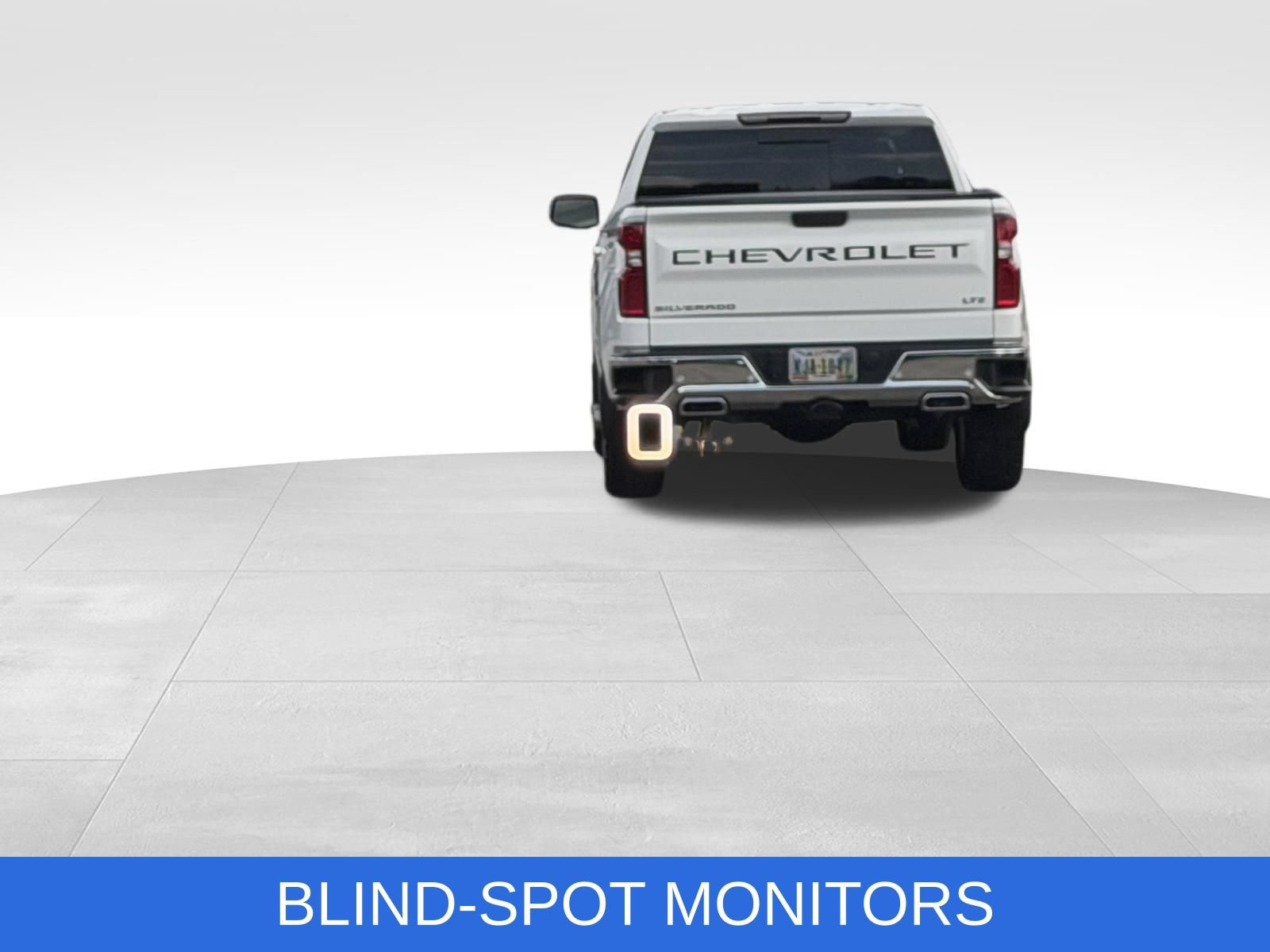 Used 2025 Chevrolet Suburban Premier AWD/4WD image 27