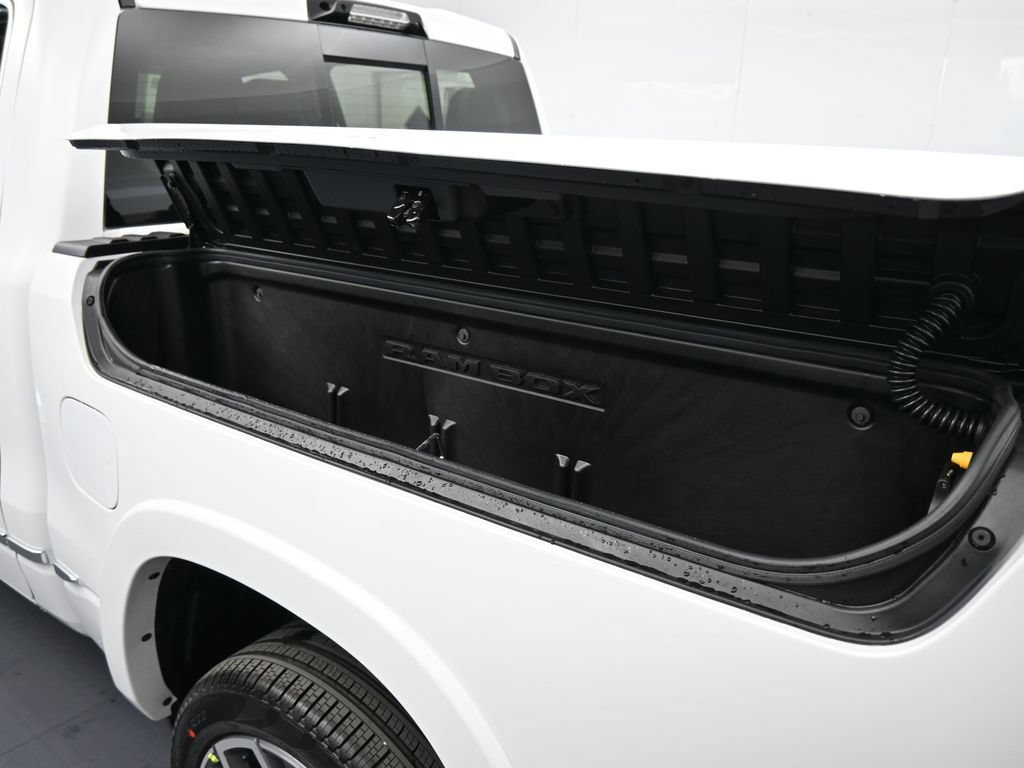 New 2026 RAM 1500 Tungsten AWD/4WD image 34