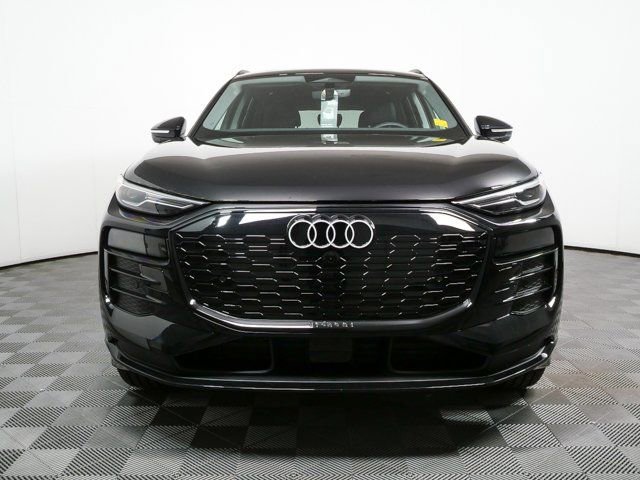 New 2025 Audi Q6 e-tron Premium image 34