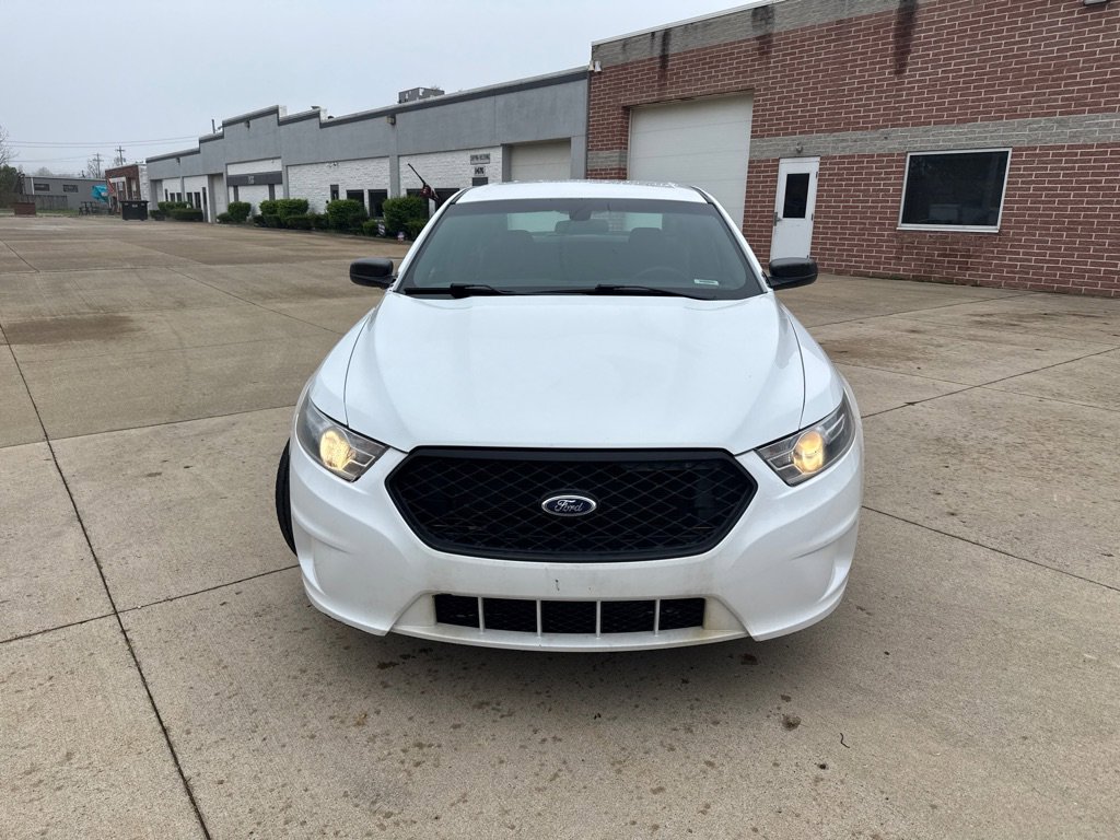 Used 2015 Ford Taurus Police Interceptor AWD image 2