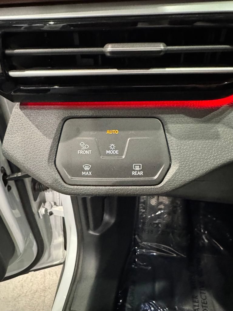 Used 2021 Volkswagen ID.4 Pro S RWD image 17
