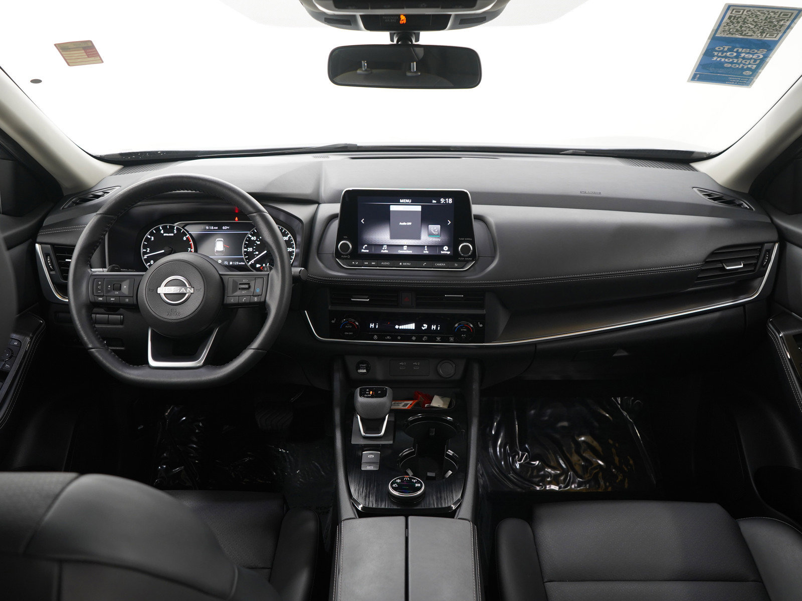 Used 2024 Nissan Rogue SV w/ SV Premium Package image 15