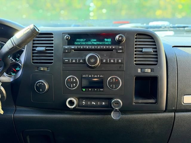 Used 2011 Chevrolet Silverado 1500 LT w/ All-Star Edition AWD/4WD image 21