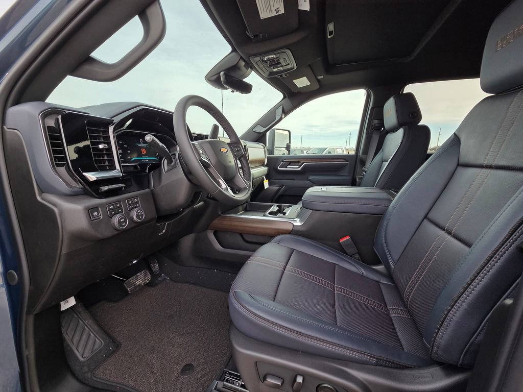 New 2026 Chevrolet Silverado 3500 High Country w/ Technology Package image 16
