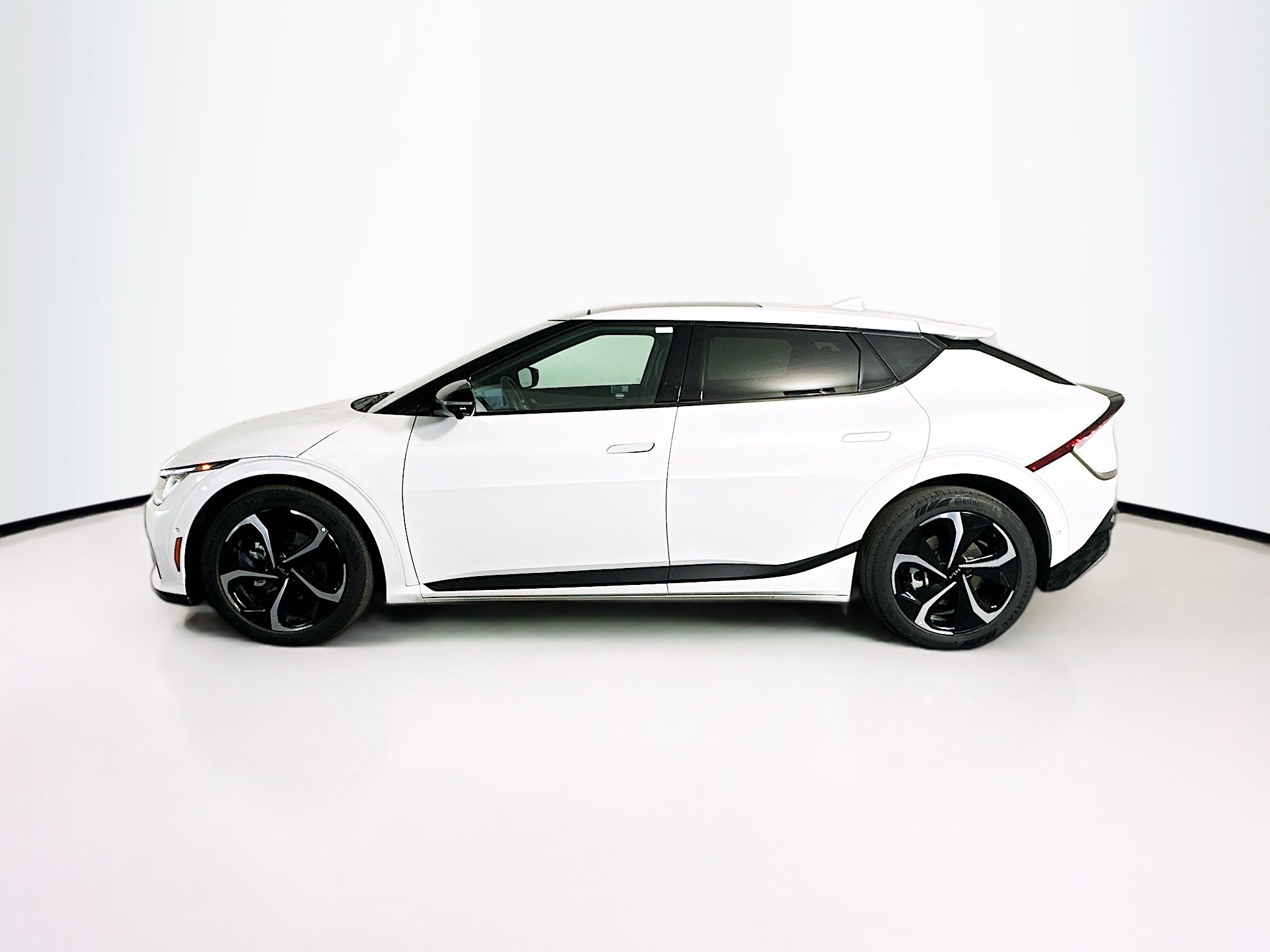Used 2024 Kia EV6 GT-Line AWD/4WD image 4