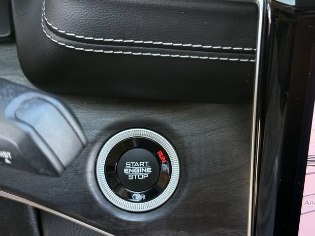 Used 2021 Jeep Grand Cherokee L Limited RWD image 22
