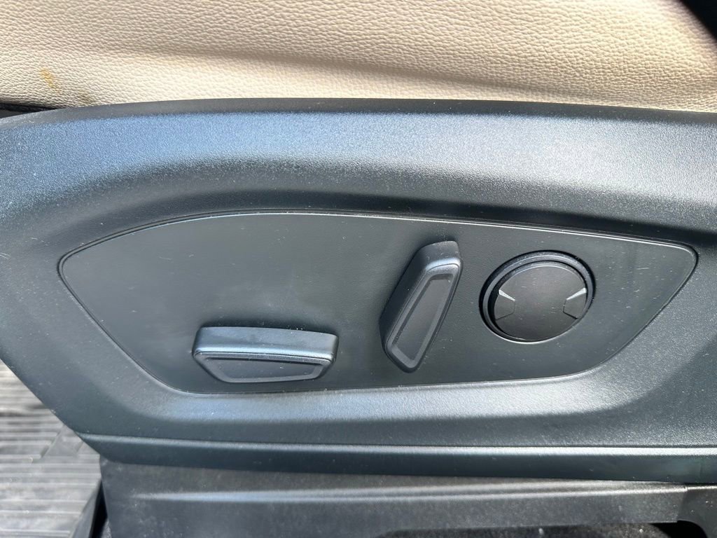 Used 2021 Ford Explorer Limited w/ Hybrid Equipment Group 310A image 23