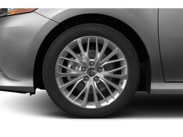 Used 2019 Toyota Camry XLE FWD image 14