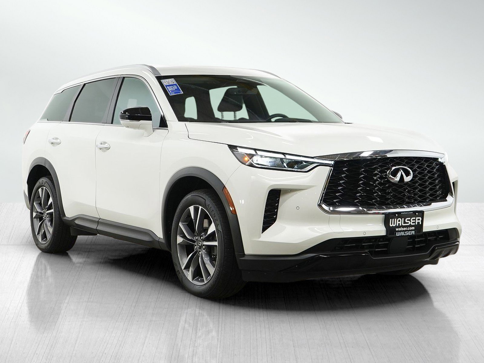 Used 2024 INFINITI QX60 Luxe AWD/4WD image 7
