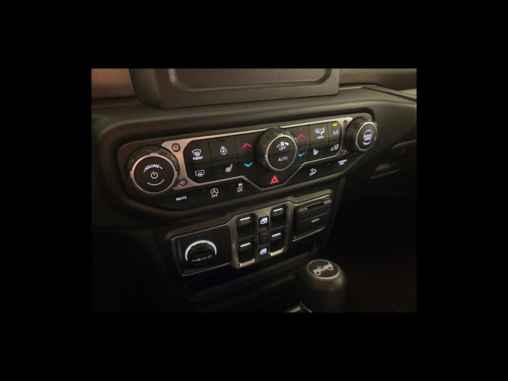 Used 2019 Jeep Wrangler Unlimited Sport S image 23