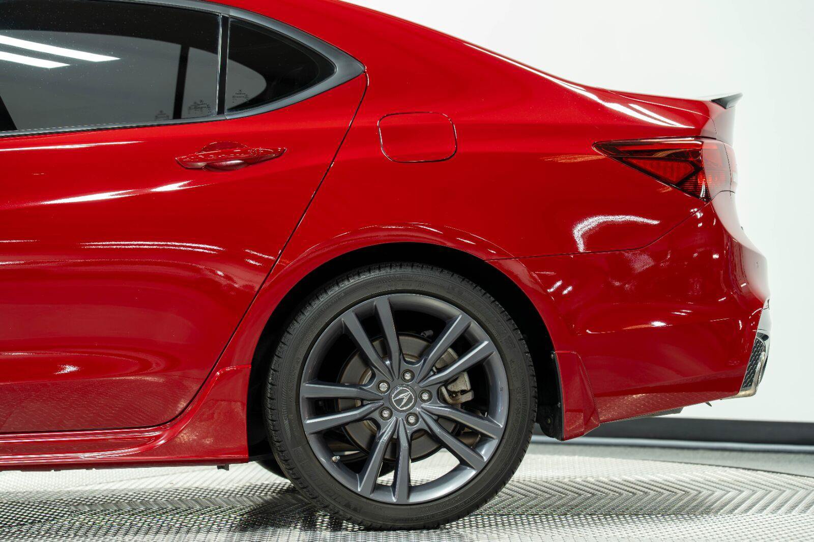 Used 2018 Acura TLX V6 w/ Technology & A-SPEC Pkg AWD/4WD image 11