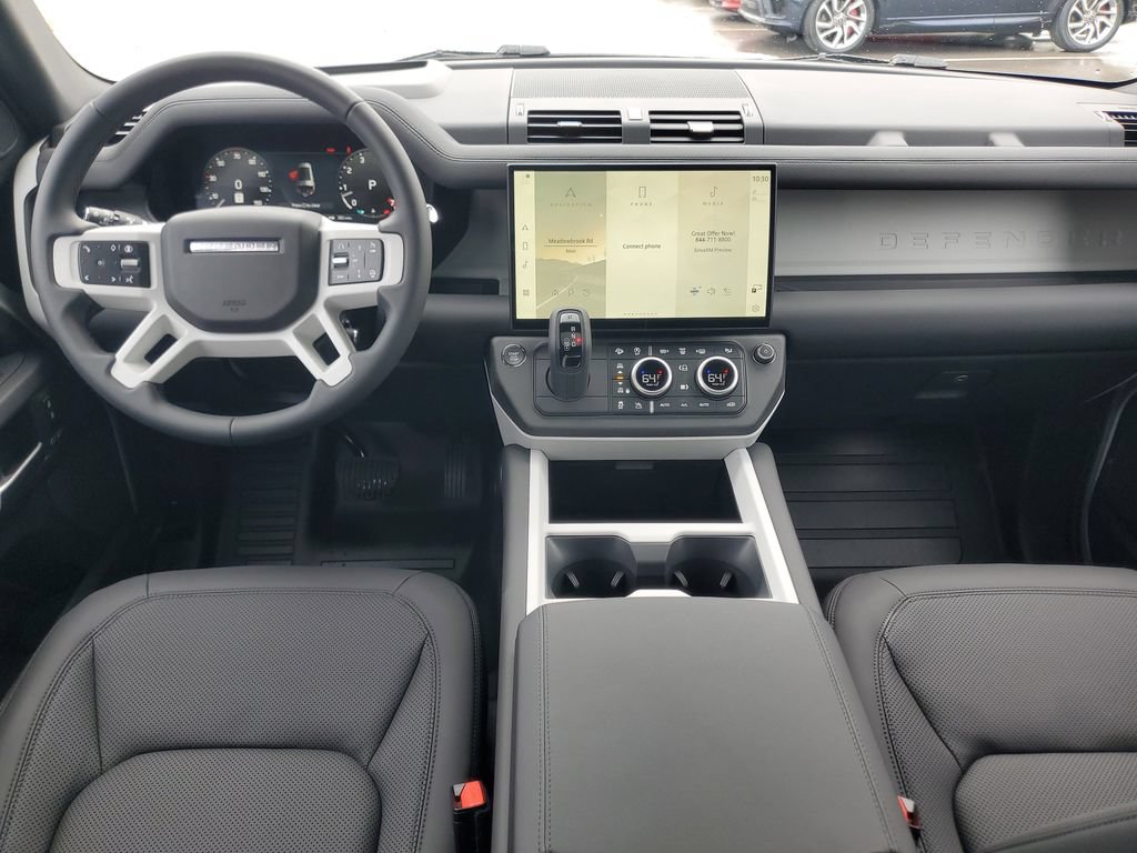 Used 2026 Land Rover Defender 130 X-Dynamic SE AWD/4WD image 29