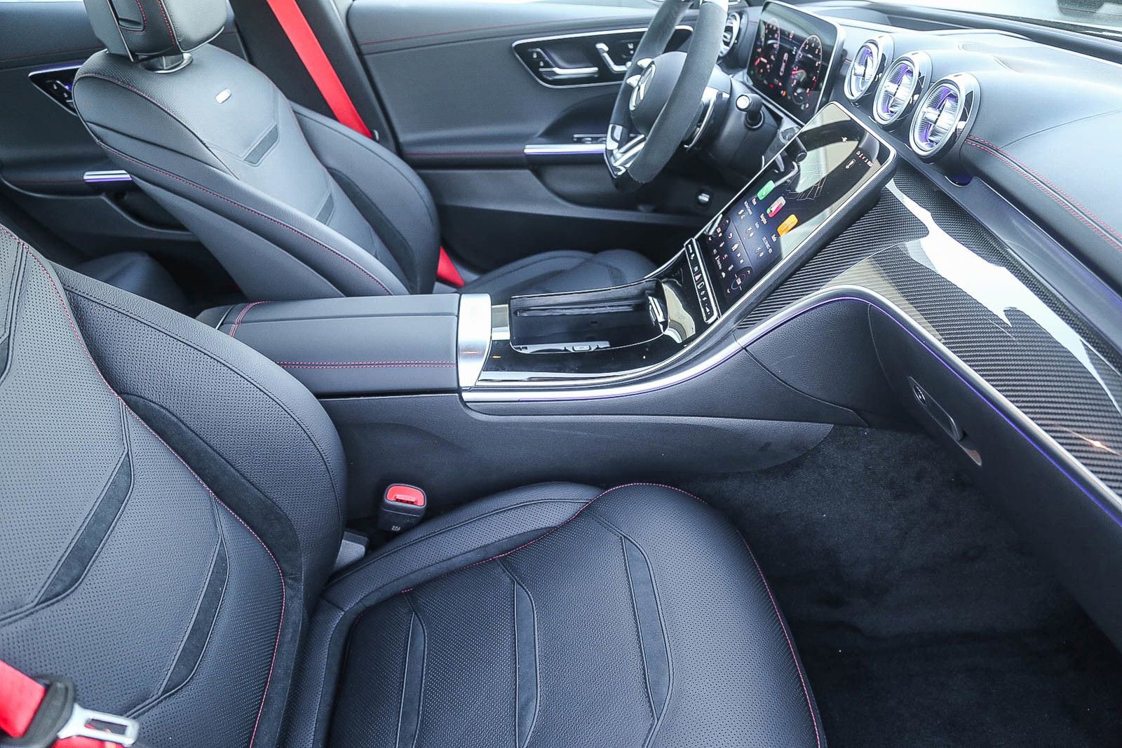 New 2026 Mercedes-Benz C 43 AMG 4MATIC Sedan image 15