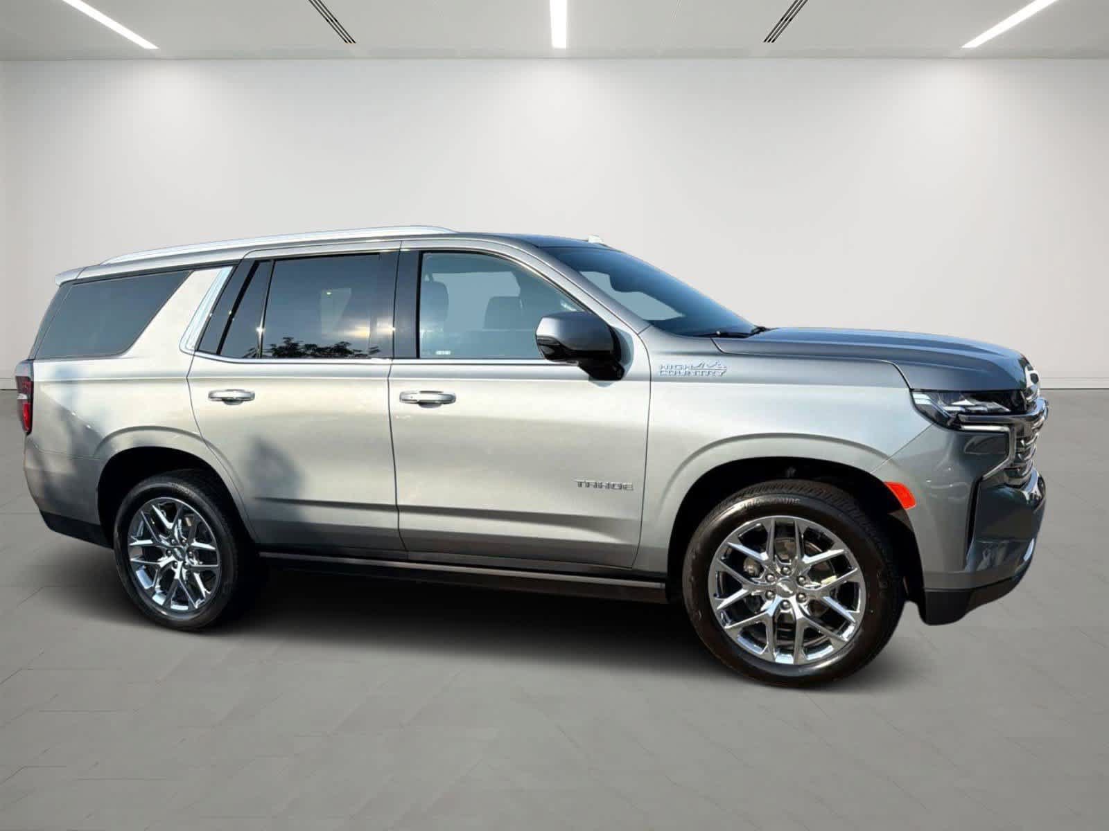 Used 2024 Chevrolet Tahoe High Country AWD/4WD image 6