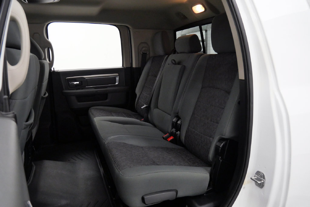 Used 2018 RAM 3500 Big Horn AWD/4WD image 19