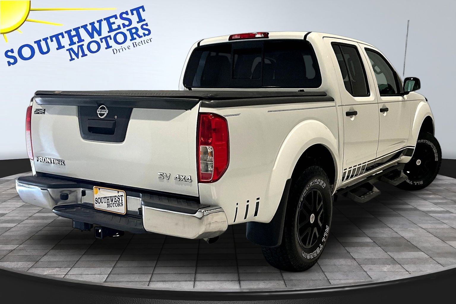 Used 2017 Nissan Frontier SV AWD/4WD image 6