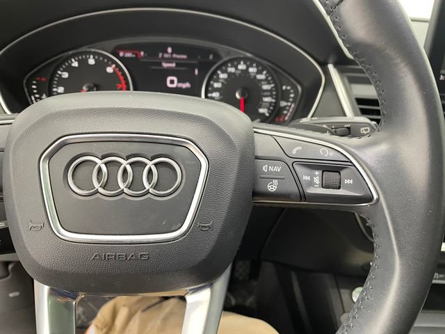 Used 2020 Audi Q5 2.0T Premium w/ Titanium Sport Package image 23