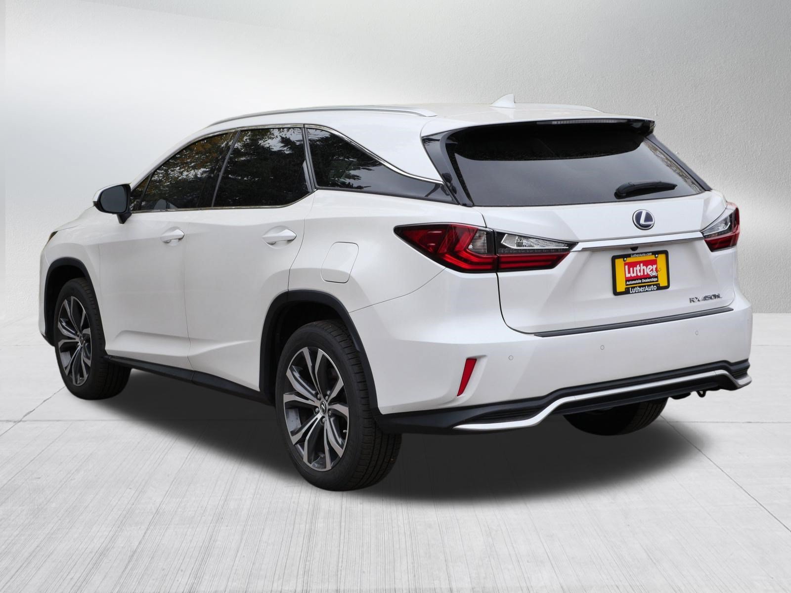 Used 2022 Lexus RX 450hL AWD w/ Premium Package image 5
