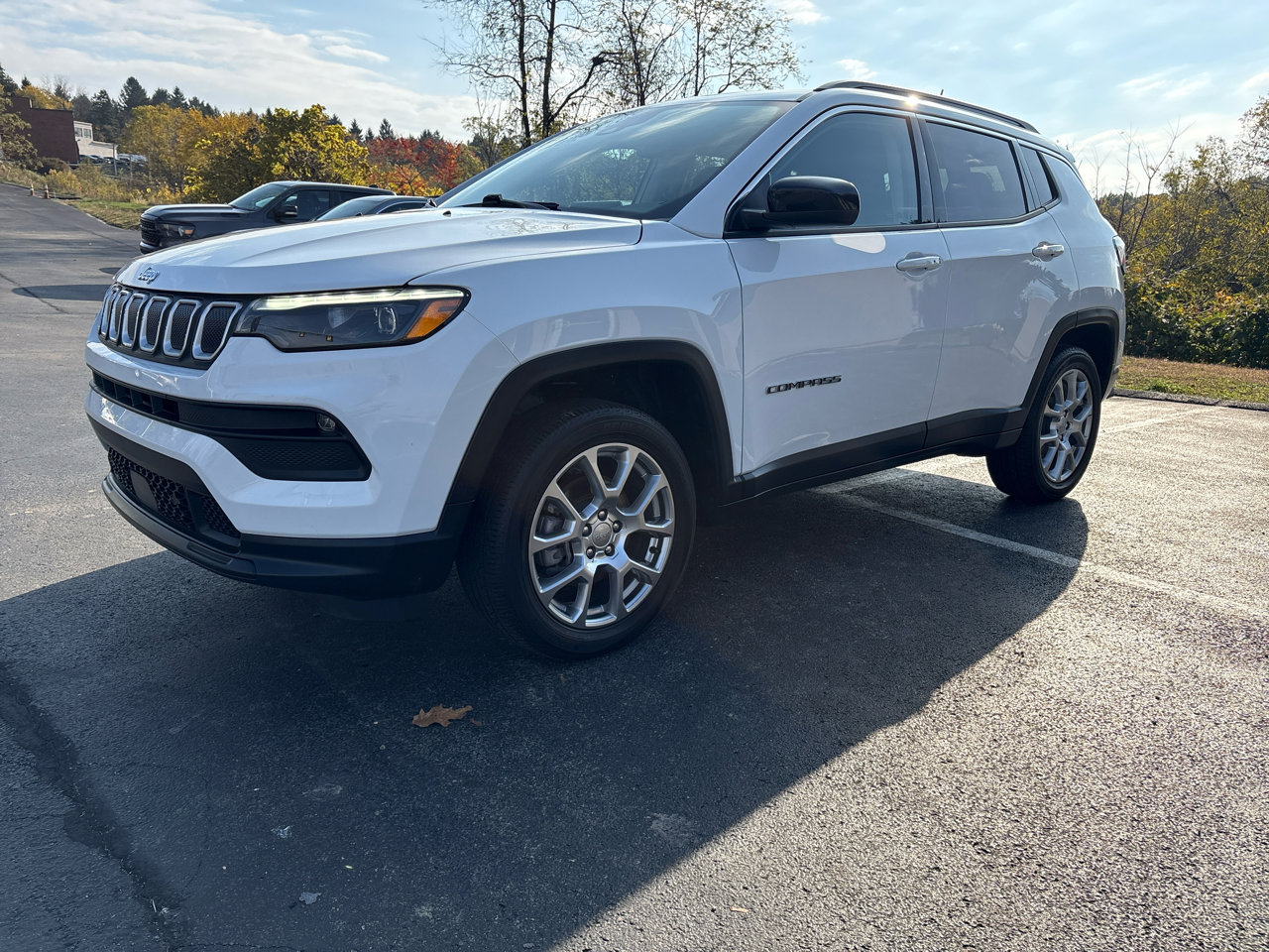 Used 2022 Jeep Compass Latitude w/ Sun and Sound Group image 33