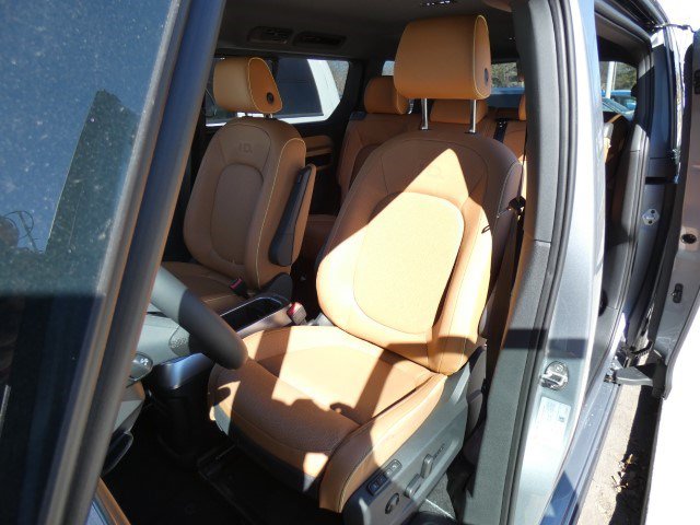 New 2025 Volkswagen ID. Buzz Pro S RWD image 11