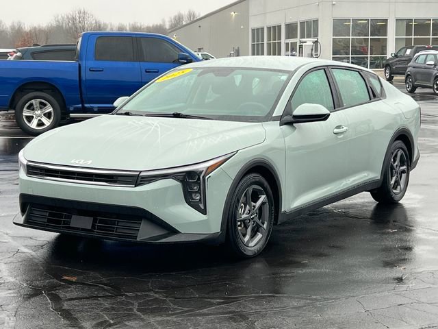 Used 2025 Kia K4 FWD image 34