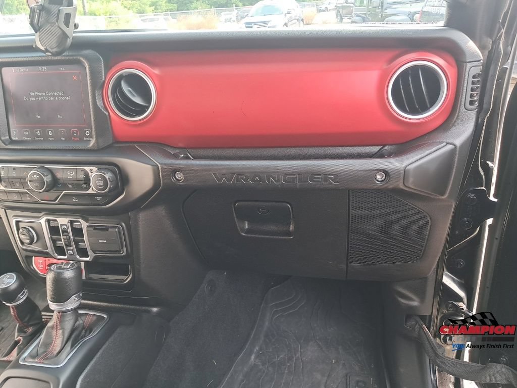 Used 2023 Jeep Wrangler Unlimited Rubicon w/ Cold Weather Group AWD/4WD image 21