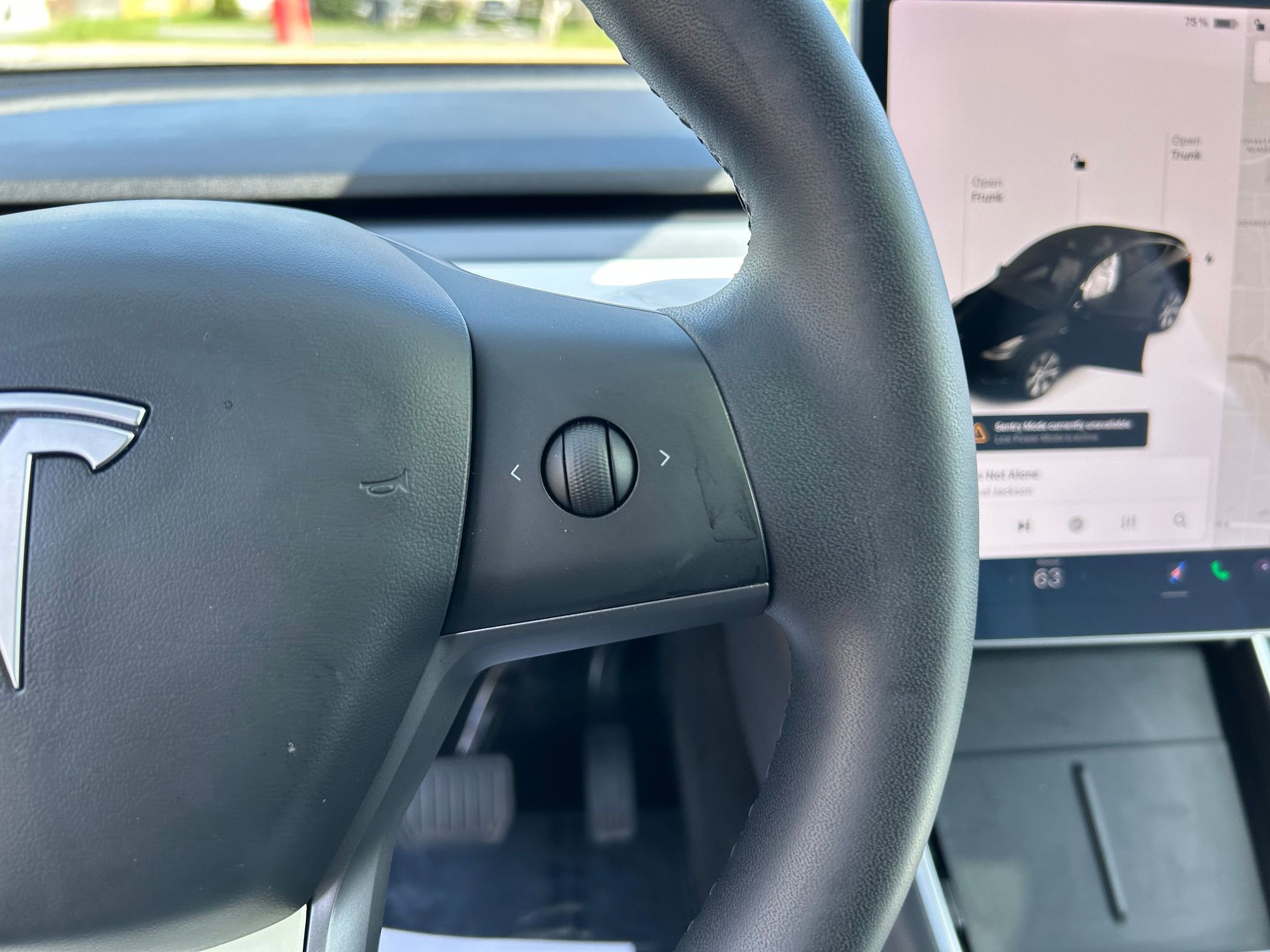 Used 2020 Tesla Model Y Long Range image 13