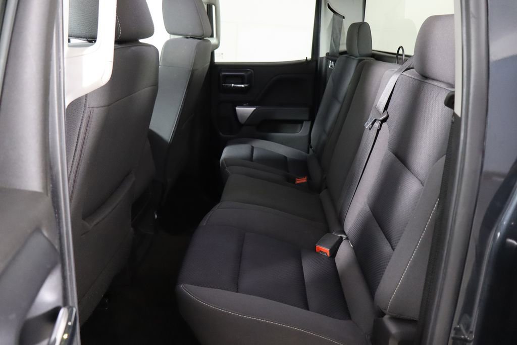 Used 2018 Chevrolet Silverado 1500 LT RWD image 16