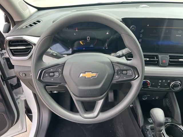 New 2026 Chevrolet TrailBlazer LS FWD image 16
