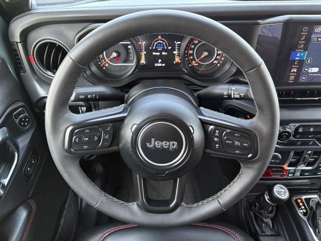 Used 2025 Jeep Gladiator Rubicon AWD/4WD image 24