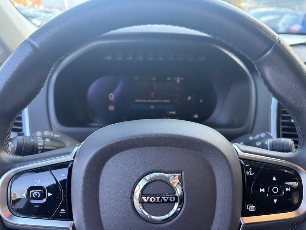 Used 2023 Volvo XC90 B6 Plus w/ Protection Package Premier image 20