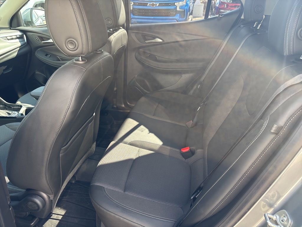 Used 2024 Buick Encore GX Preferred image 12