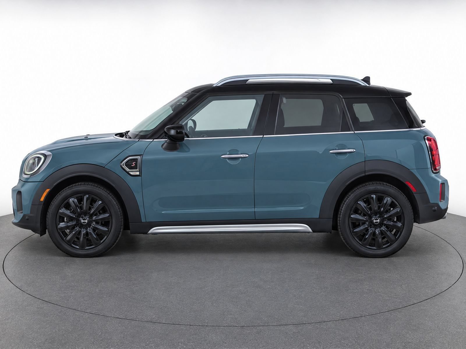 Used 2024 MINI Cooper Countryman S FWD image 3