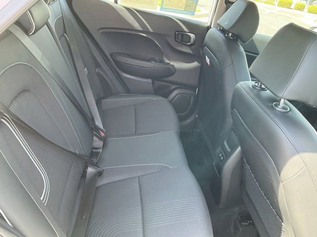 Used 2025 Hyundai Venue Limited FWD image 16