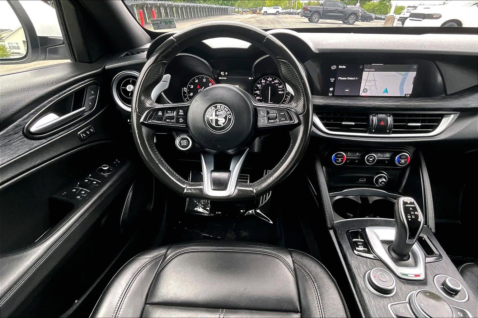 Used 2022 Alfa Romeo Stelvio Sprint AWD/4WD image 5