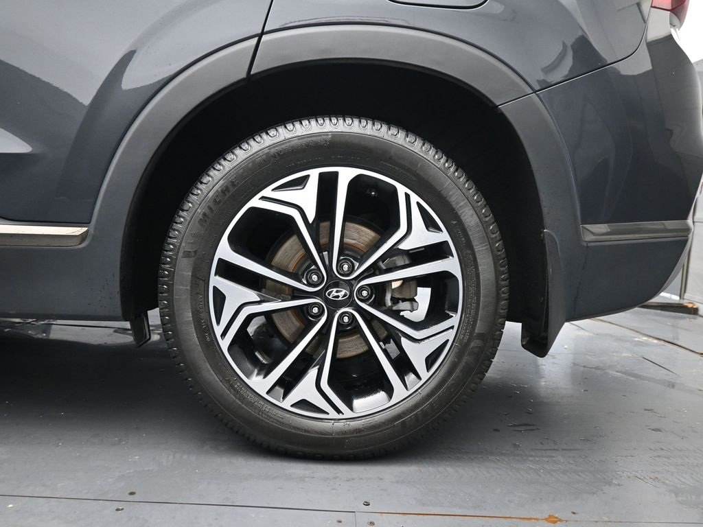 Used 2020 Hyundai Santa Fe Limited image 12
