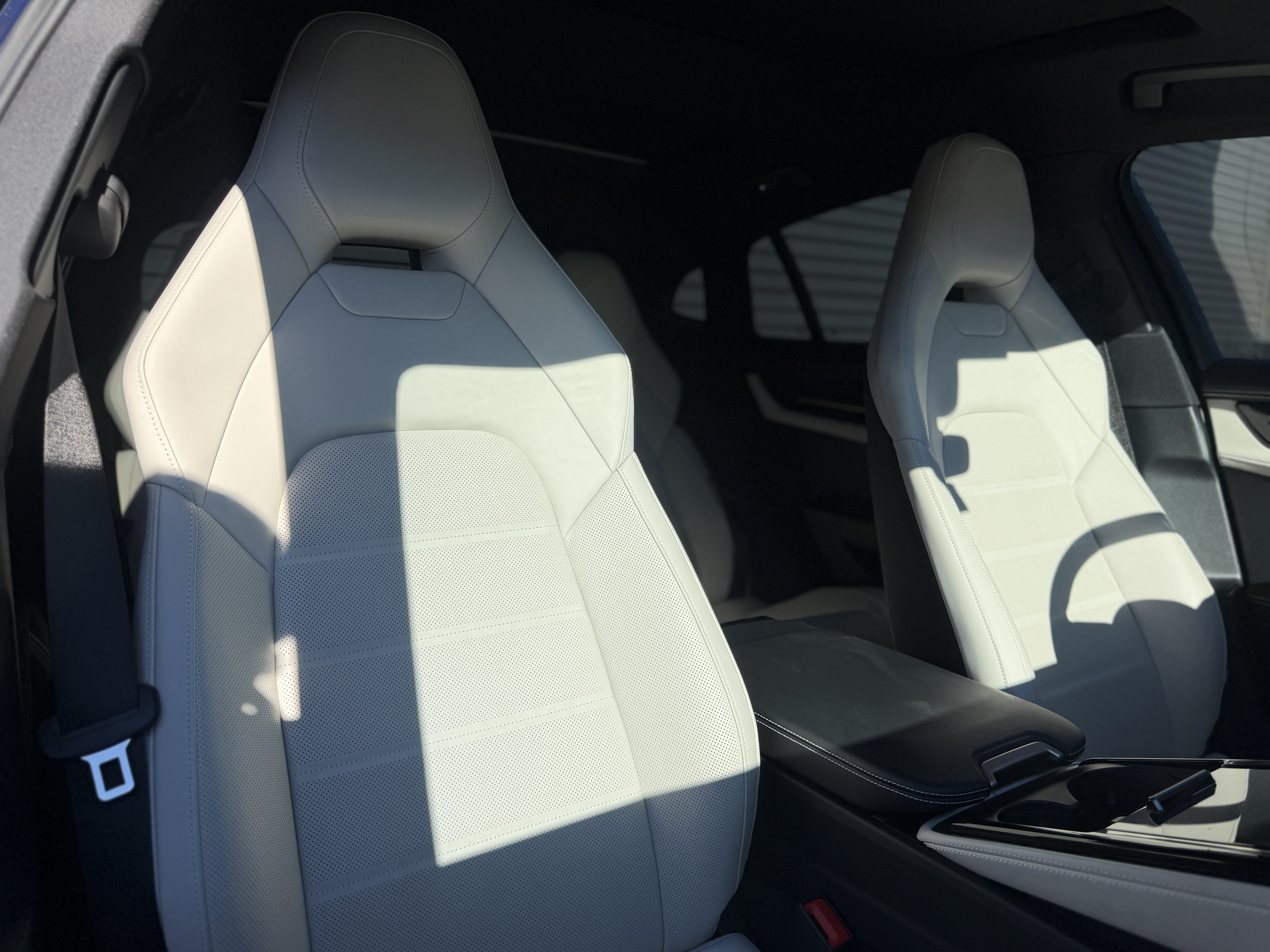 Certified 2024 Porsche Panamera RWD image 22