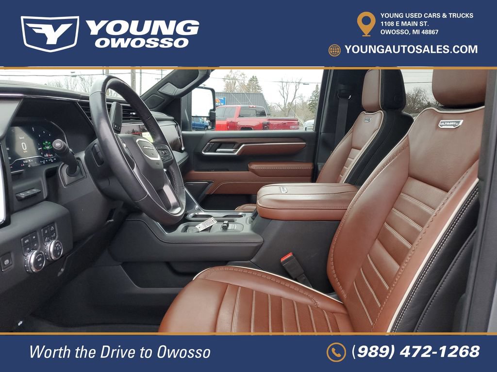 Used 2024 GMC Sierra 3500 Denali Ultimate AWD/4WD image 8