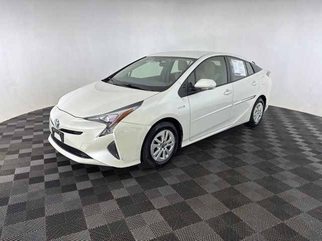 Used 2016 Toyota Prius Two FWD image 4