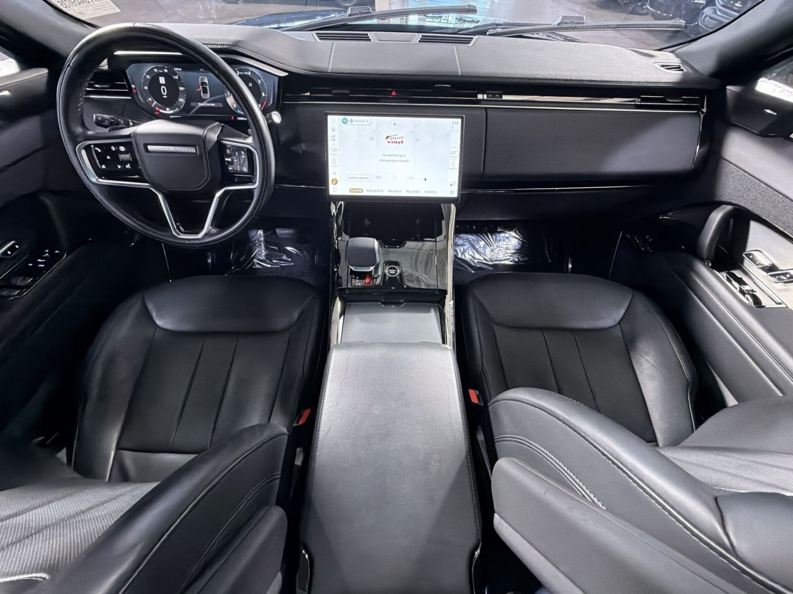 Used 2025 Land Rover Range Rover Sport SE AWD/4WD image 37