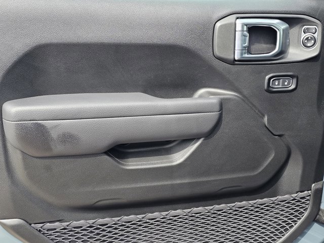 New 2025 Jeep Wrangler Unlimited Rubicon w/ XTREMEE 35" Tire Package image 15