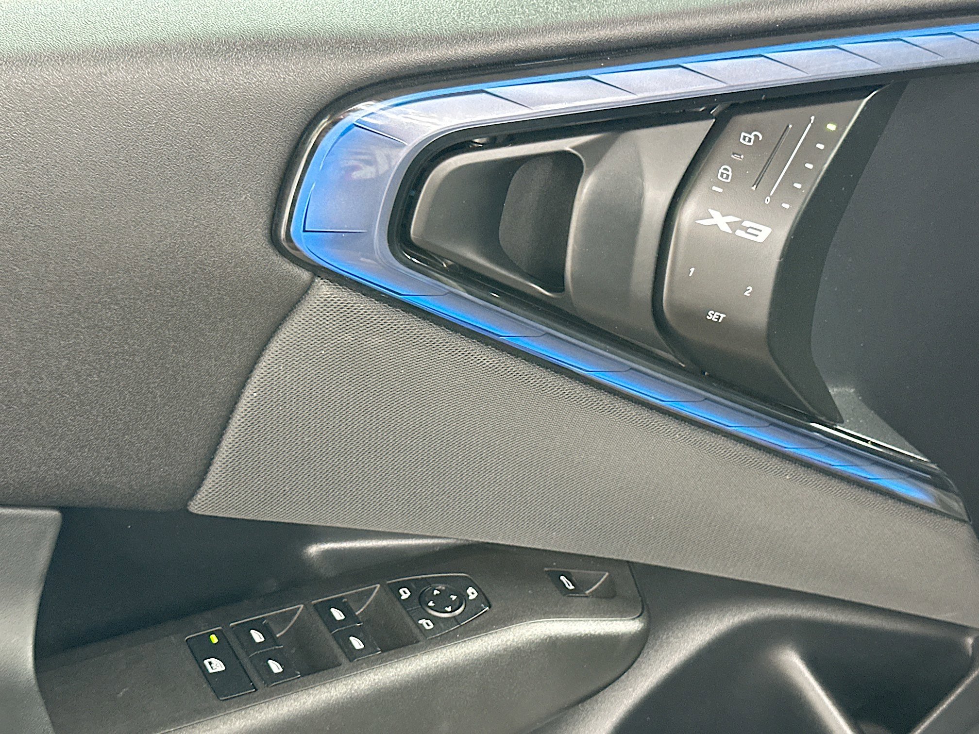 Used 2025 BMW X3 xDrive30i image 16