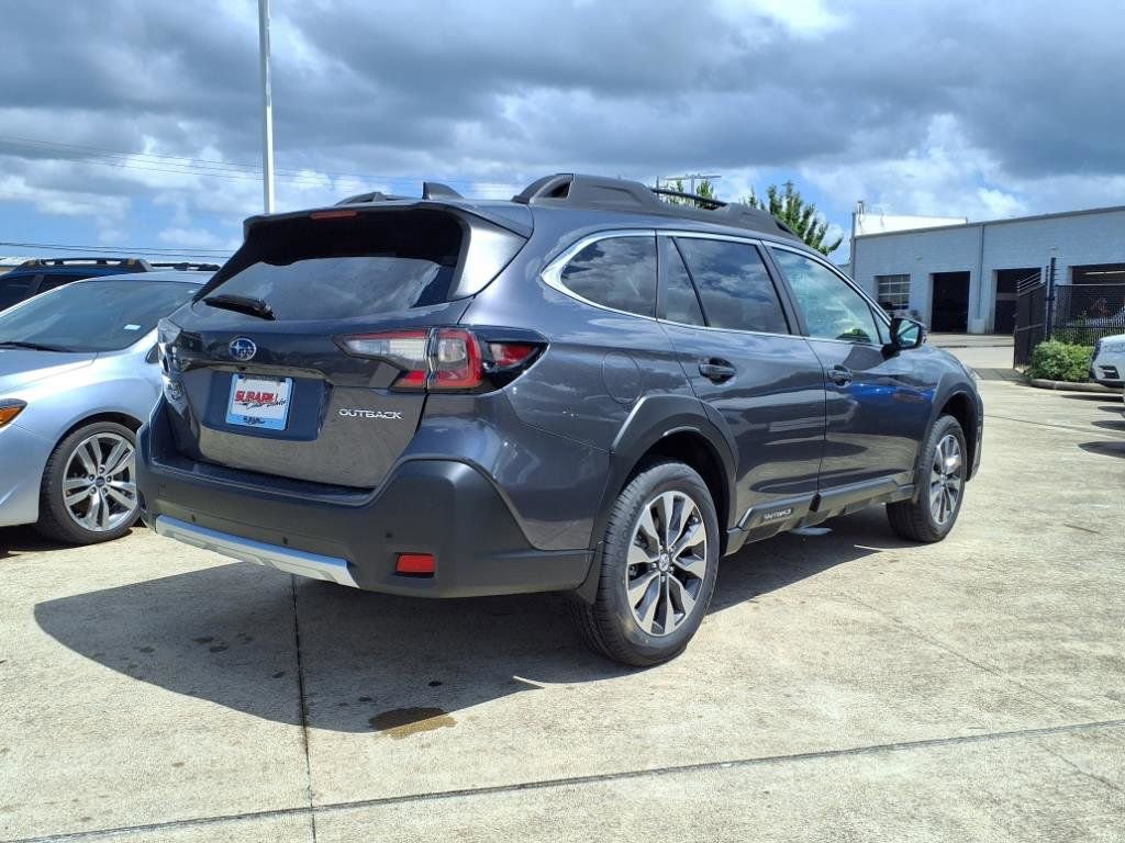 Certified 2025 Subaru Outback Limited image 5